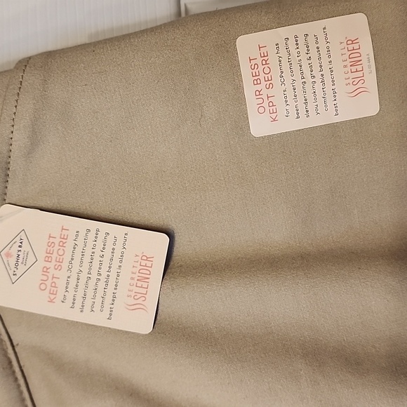 Capris - Picture 4 of 8